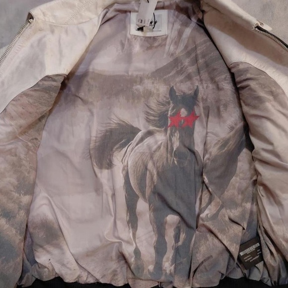 Zara White and Black Bomber Jacket - Picture 3 of 4